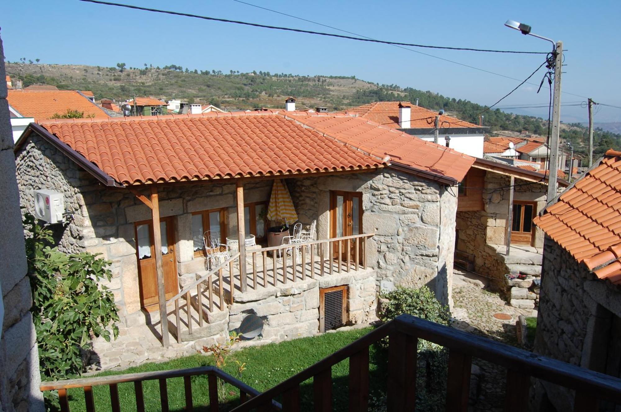 Outros Tempos Turismo De Aldeia Hotel Aricera Exterior photo